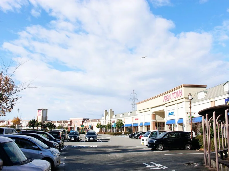 ワンラブ イオンタウン金沢示野店：イオンタウン金沢示野店