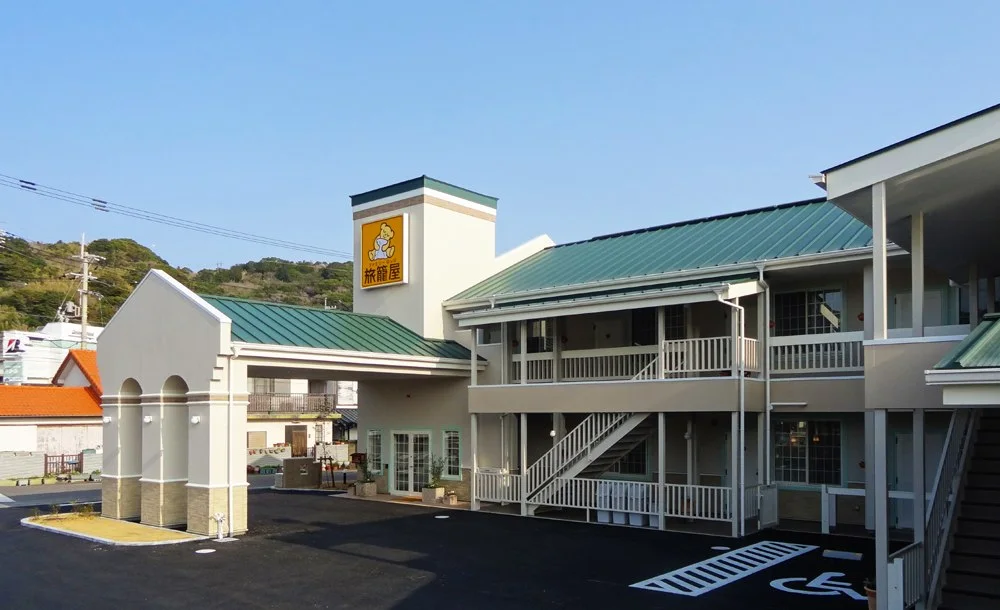 ファミリーロッジ旅籠屋 室戸店:ファミリーロッジ旅籠屋 室戸店の外観