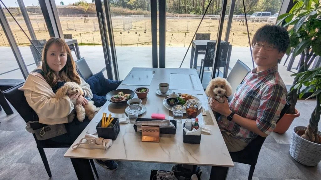 Cafe&Restaurant Four Seasons(浜名湖パークビレッジ):公式サイト掲載写真