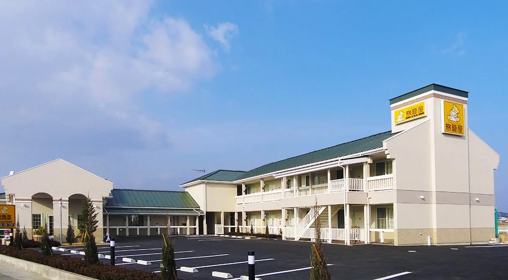 ファミリーロッジ旅籠屋 袋井店:ファミリーロッジ旅籠屋 袋井店の外観