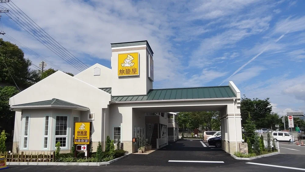 ファミリーロッジ旅籠屋 吉野川SA店：ファミリーロッジ旅籠屋 吉野川SA店の外観