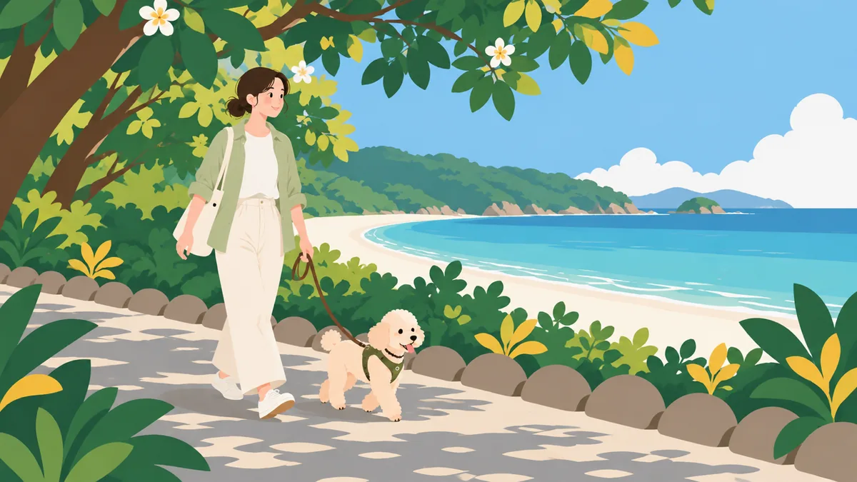 エメラルドの海と白い砂浜を望む木陰の道で、トイプードルと散歩する人のイラスト（イメージ）